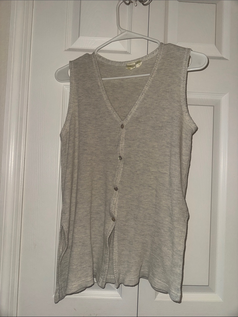 VICTORIA SECRET Sleeveless Button-Front Knit Vest in Light Beige